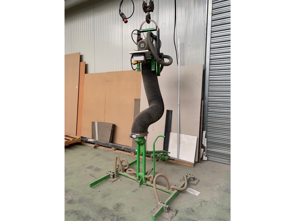 Vacuum suction cup lifting arm MANUT LM - C2976