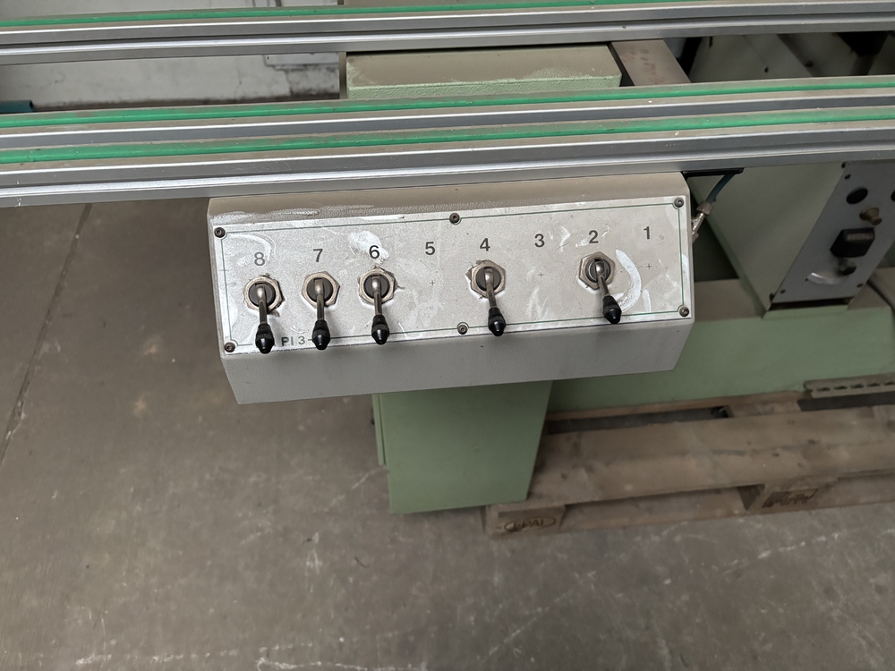 Drilling hinge setting machine UNIMAC MAGIC 1 - A865 Image 4